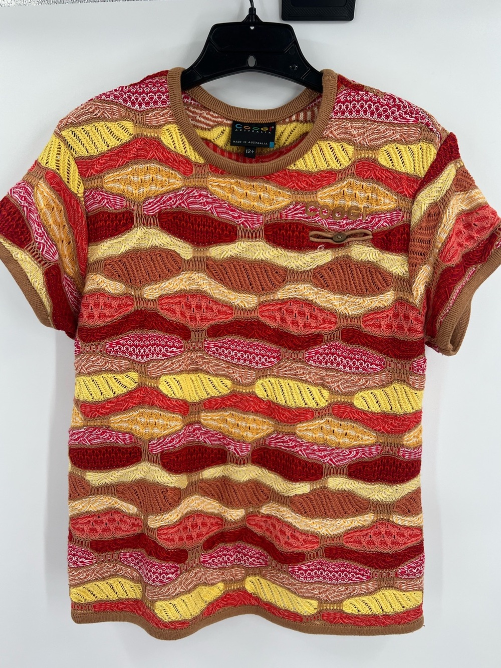 Coogi Australia Womens Vintage 3D Knit Multi Colored Short Sleeve Sweater Sz 12